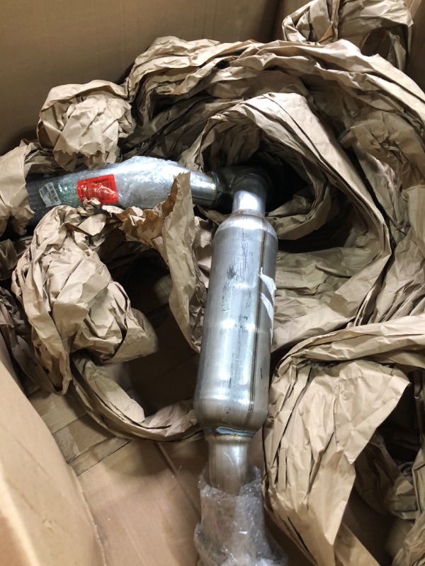 Photo 1 of ***Scratches and scuffs on item*** Walker Ultra EPA 70405 Direct Fit Catalytic Converter 2.5" Inlet (ID) 3.625" Outlet (OD) for Ford F-150