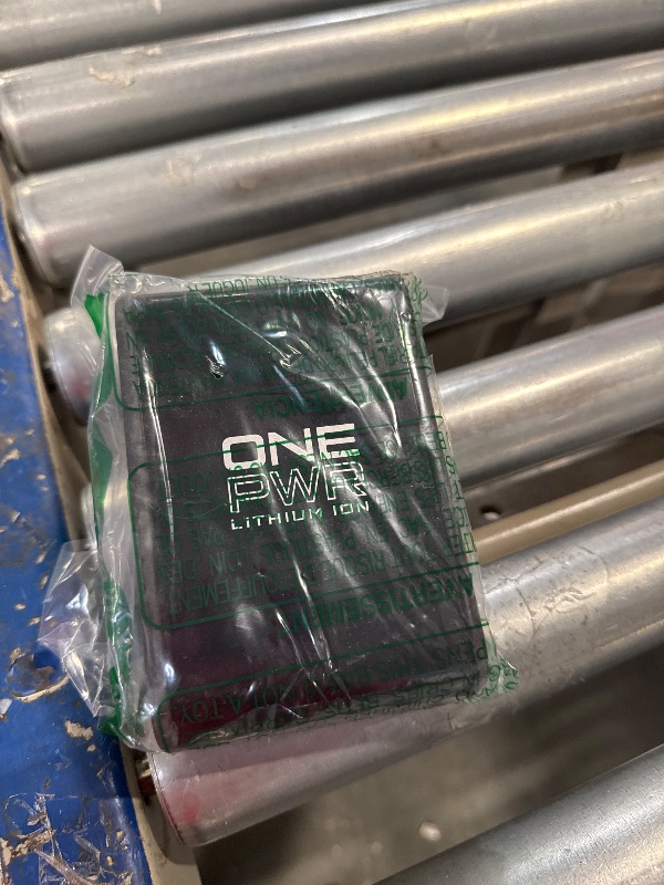 Photo 1 of 6.5Ah Replacement Battery for Hoover ONEPWR BH25040 BH15030 BH25030 BH15260PC Compatible with All Hoover OnePwr Cordless Vacuum Cleaner (BH25040)