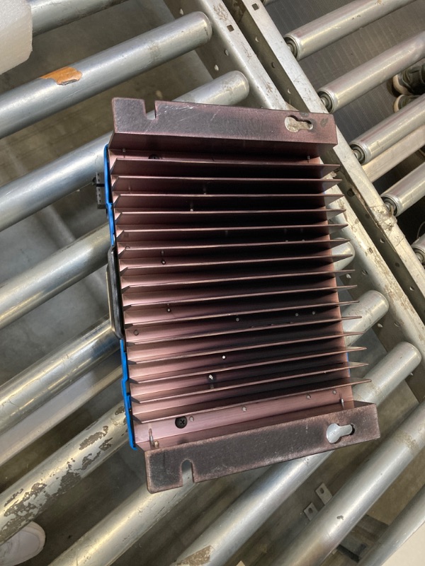 Photo 1 of Victron Energy SmartSolar MPPT Tr VE.Can Solar Charge Controller (Bluetooth) - Charge Controllers for Solar Panels -250V, 100 amp, 12/24/36/48-Volt