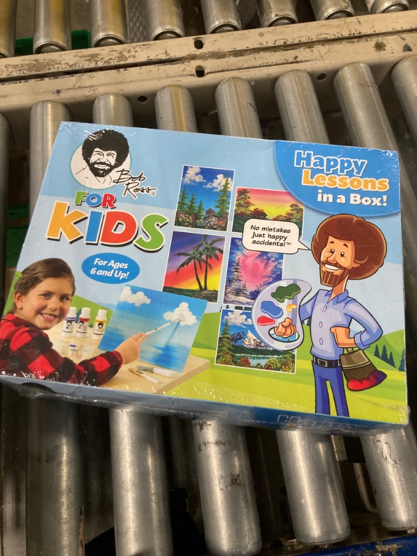 Photo 2 of Bob Ross for Kids: Happy Lessons in a Box