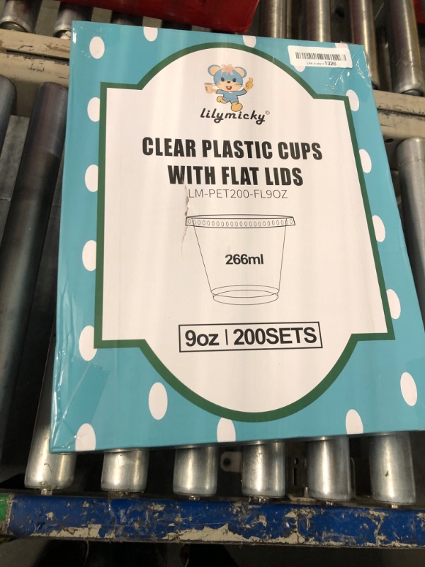 Photo 2 of [200 PACK] 9 oz Clear Plastic Cups with Flat Lids