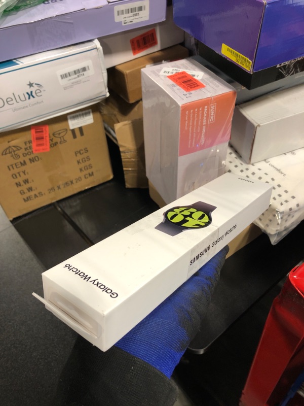Photo 1 of ** STAYS CHARGING, USE FOR PARTS**
SAMSUNG Galaxy Watch 6 44mm Bluetooth Smartwatch