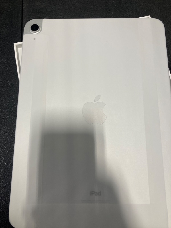 Photo 3 of ***USED****Apple iPad (10th Generation): with A14 Bionic chip