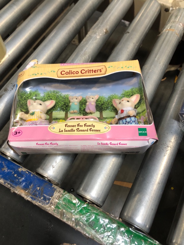 Photo 1 of Calico Critters Fennec Fox Family, Set of 4 Collectable Doll Figures
