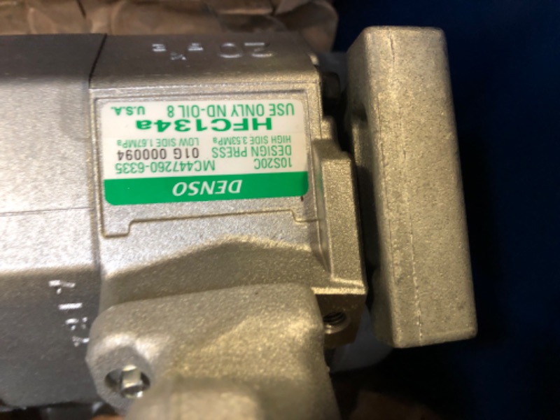 Photo 3 of Denso 471-1016 A/C Compressor