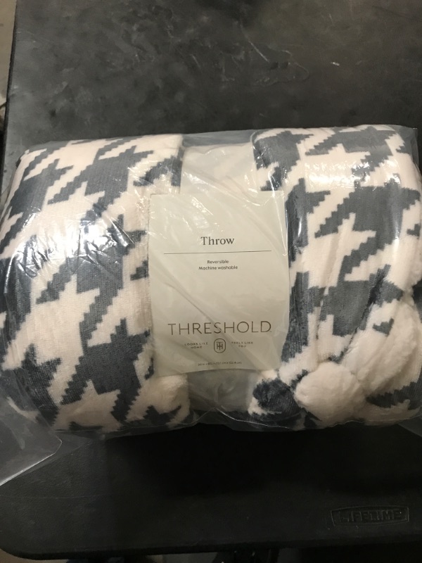 Photo 3 of Threshold Printed Plush Houndstooth Throw with Faux Shearling 50x60" Blanket*