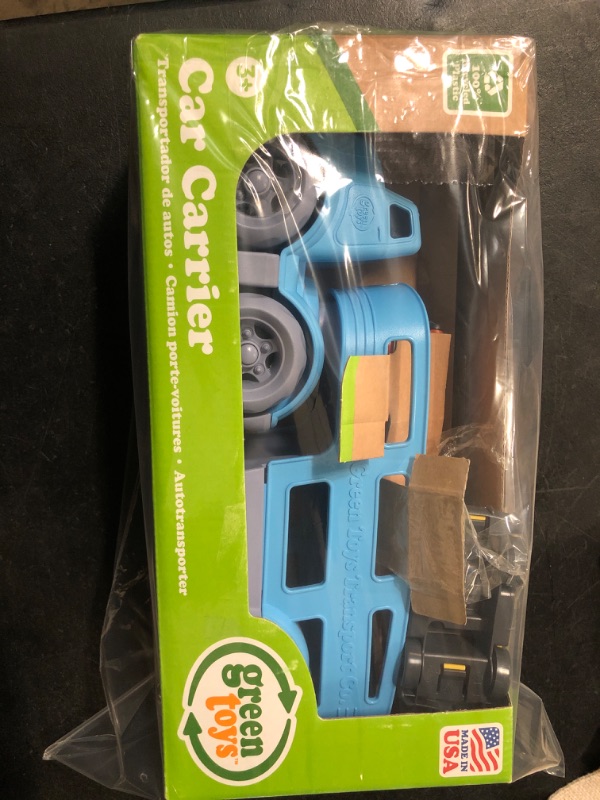 Photo 4 of Green Toys Car Carrier