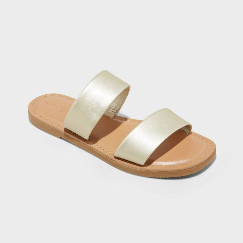 Photo 1 of size 10 Women's Dora Footbed Sandals - Universal Thread™ 
