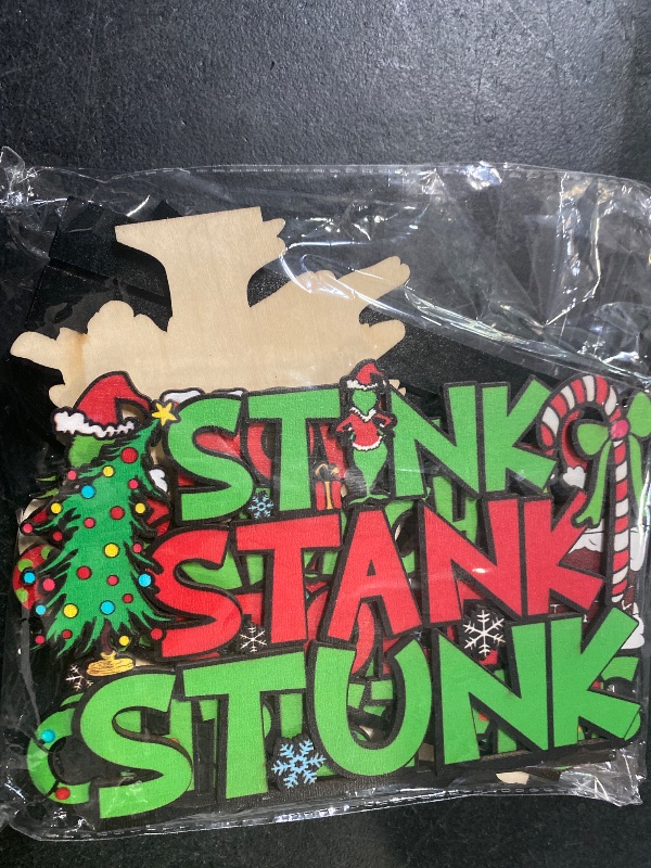 Photo 1 of 5 piece grinch holiday decorative display signs