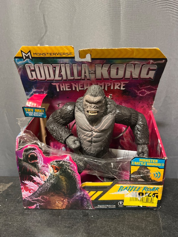 Photo 1 of Godzilla x Kong 7" Battle Roar Kong Figure by Playmates Toys