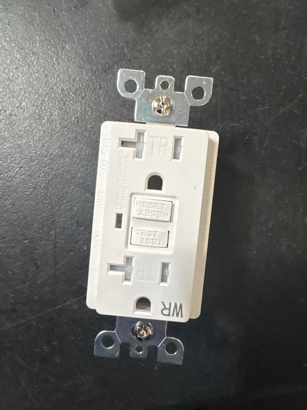 Photo 1 of Weband Self Test GFCI Safety Outlet Tamper Resistant White Receptacle 2 Outlet
