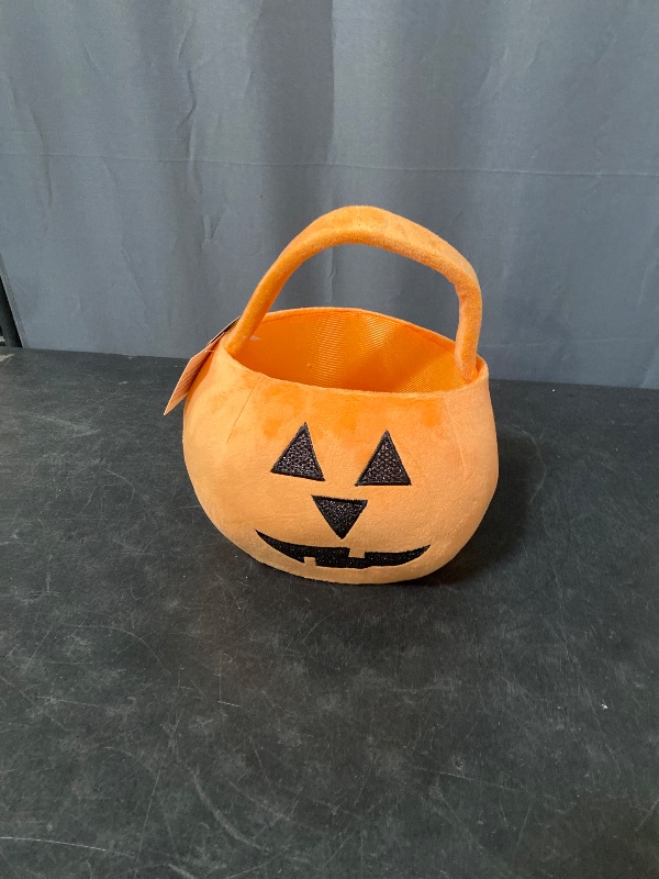 Photo 1 of Pumpkin Plush Halloween Trick or Treat Carrier Pail Bucket Jack O Lantern