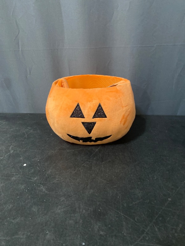 Photo 1 of Pumpkin Plush Halloween Trick or Treat Carrier Pail Bucket Jack O Lantern