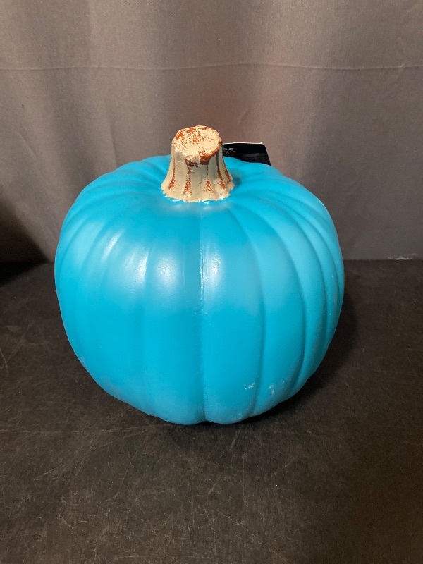 Photo 1 of blue Halloween pumpkin decor 