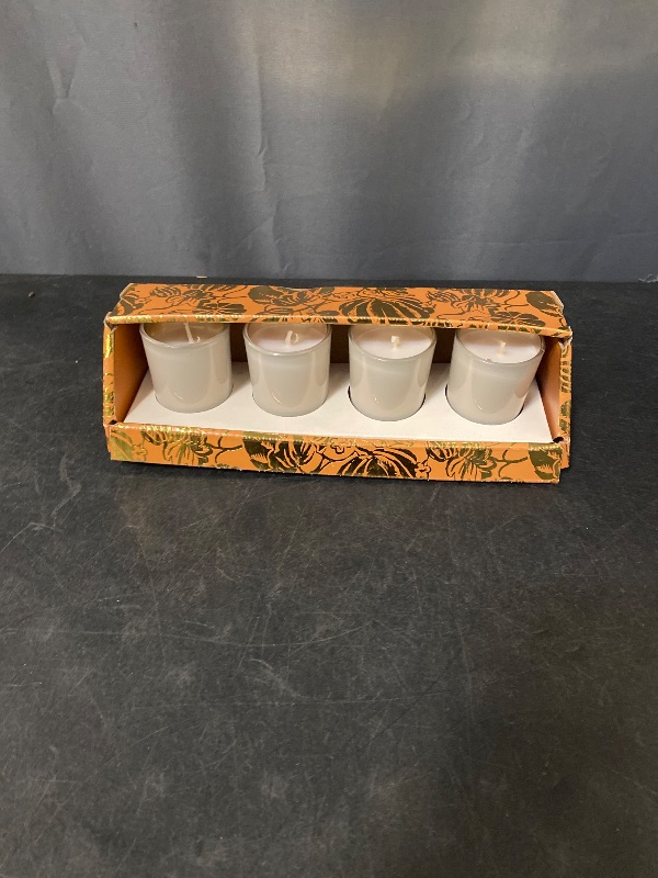 Photo 1 of vanilla pumpkin candle 