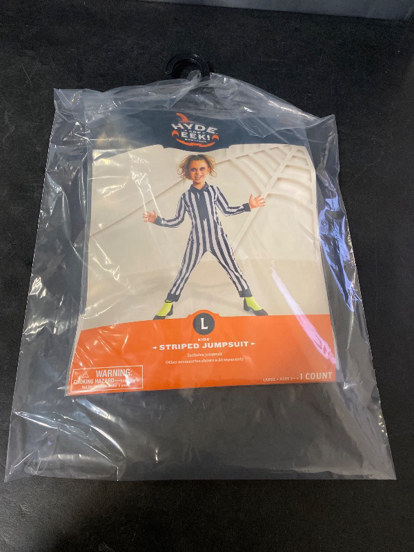 Photo 1 of (L) kids striped jumpsuit 