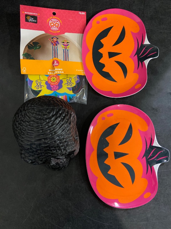 Photo 1 of 4 Item Seasonal & Party Supplies Bundle | 2 Plates, 1 Skull, 2 Hanging Decor