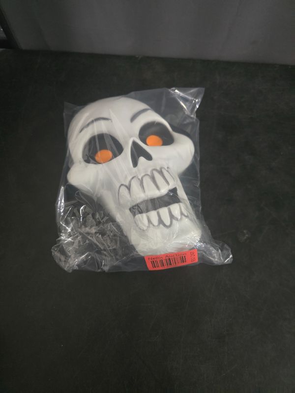Photo 1 of Hyde & Eek Blacklight Glow Ghoul Skull Halloween Prop