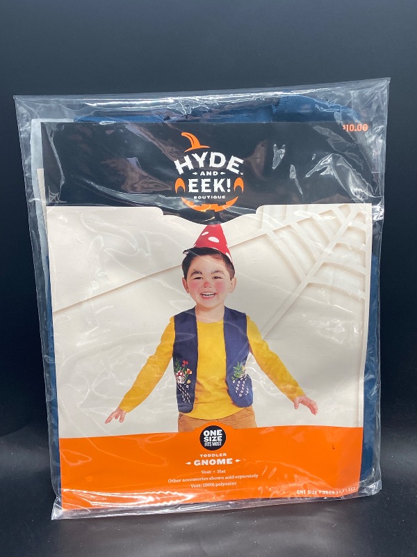 Photo 1 of Size 2-4T Toddler Boys Girls Gnome Vest & Hat Halloween Costume One (one size 3+ )