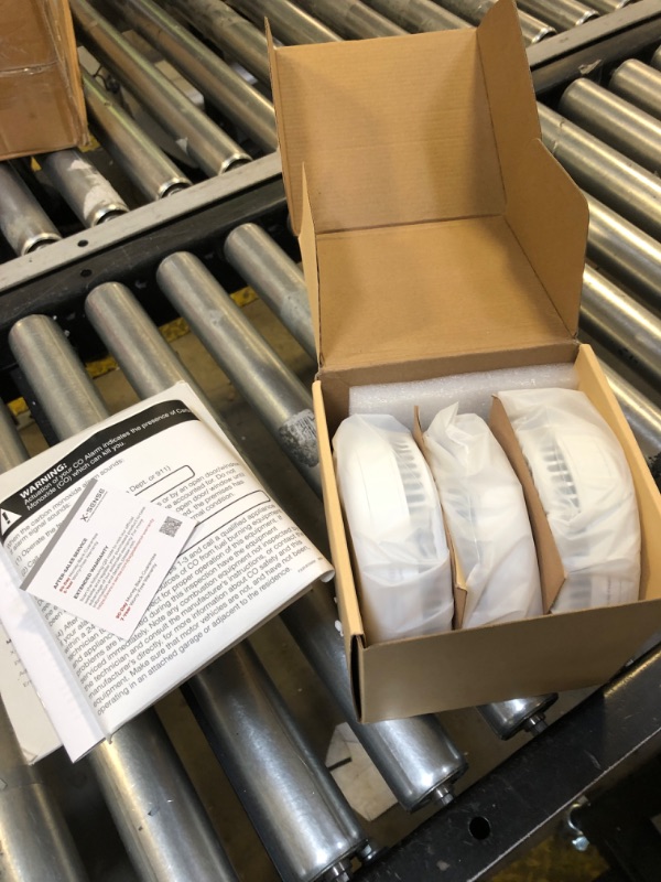 Photo 1 of X-Sense  And Carbon Monoxide Detector Combo, Wireless Interconnected Combination Smoke and Carbon Monoxide Detector with 10-Year Battery, Up to 24 X-Sense Link+ Wireless Alarms, SC01-W, 3-Pack