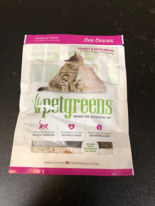 Photo 2 of Pet Greens Bellrock Growers Semi-Moist Turkey and Duck Cat Treat (12004) brown 3 Ounce (Pack of 1)