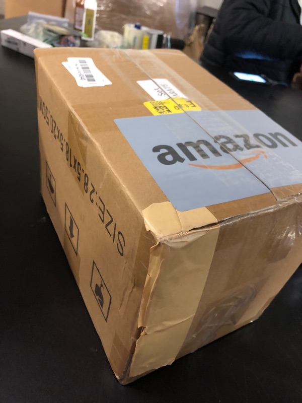 Photo 1 of WILLBOND Corner Rounder Cutter Machine Heavy Duty Paper Punch Cutter with R6mm R10mm Interchangeable Dies Metal Corner Rounder Punch for Office, Business, Heavy Cardstock, Plastic, Aluminum Sheet