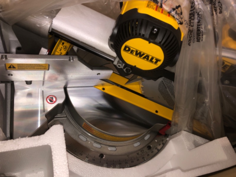 Photo 5 of DeWalt 15 amps 12 in. Corded Dual-Bevel Sliding Compound Miter Saw