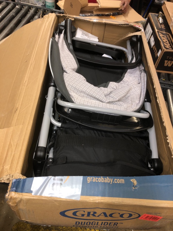 Photo 2 of Graco DuoGlider Click Connect Double Stroller