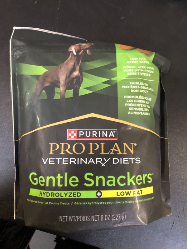 Photo 2 of Purina Pro Plan Veterinary Diets Gentle Snackers Hydrolyzed Plus Low Fat Dog Treats - 8 oz. Pouch BB 11/2024