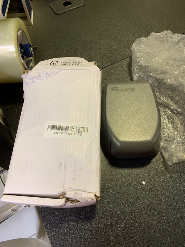 Photo 1 of Master Lock Heavy Duty Key Lock Box, Key Box, Wall Mount, Share Key Safe’s Combo with Tenants, Guests, Cleaning Crews, Ideal for Landlords, Realtors, Property Managers, Holds 5 Keys, 5415D