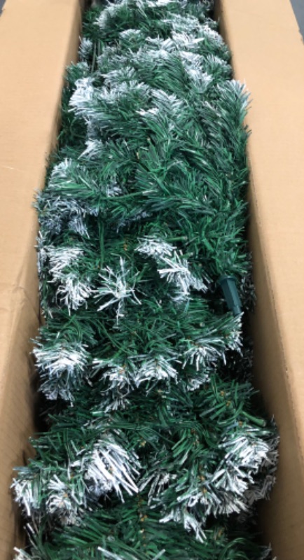 Photo 1 of Hatisan Artificial Christmas Trees with 1000 Branch Tips, 300pcs Led Lights, Snowflakes Decorations and Tree Stand, Christmas Decorations for Holiday Party Decor Indoor Outdoor(Snowflakes,7.5ft)