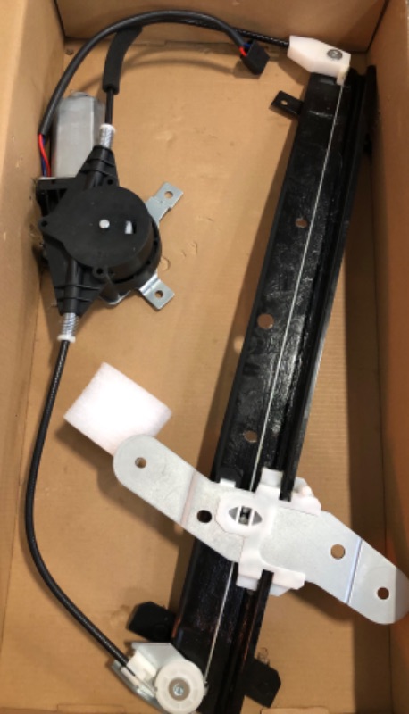 Photo 1 of BOXI 741-665 6W7Z5423208AA Front Right Passenger Side Power Window Regulator with Motor Assembly Fit for Ford Crown Victoria 1992-2011 / for Mercu-ry Grand Marquis 1992-2011 / Marauder 2003-2004