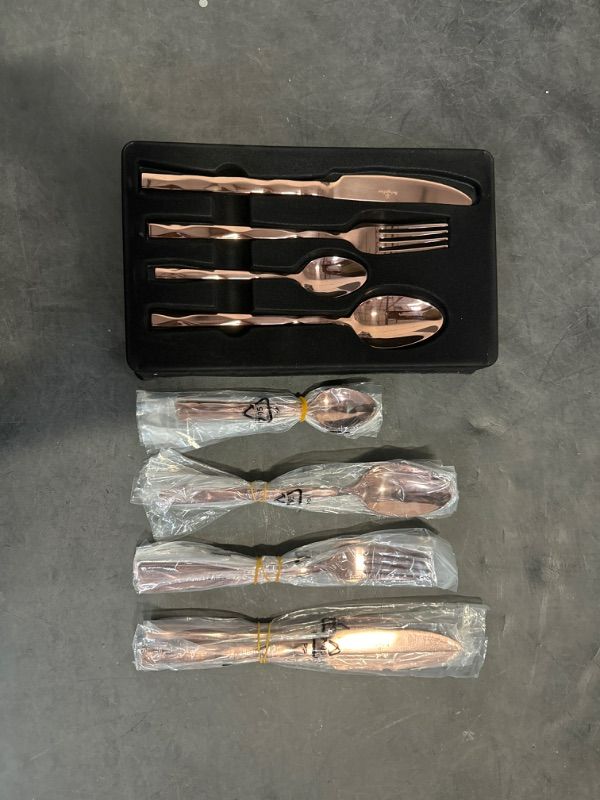 Photo 1 of 24-Piece Cutlery Set Berlinger Haus Mirror Rose Gold
