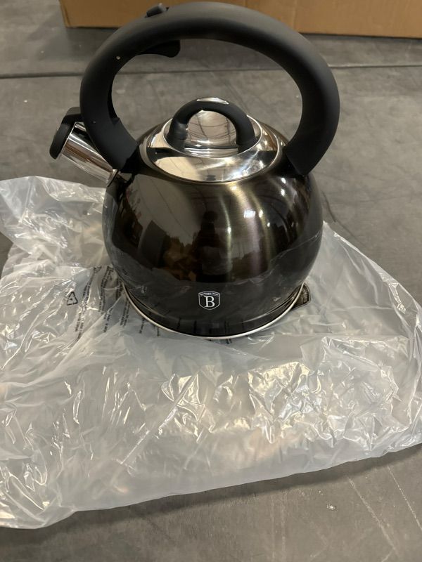 Photo 1 of Teapot 101.5 FL OZ Berlinger Haus
