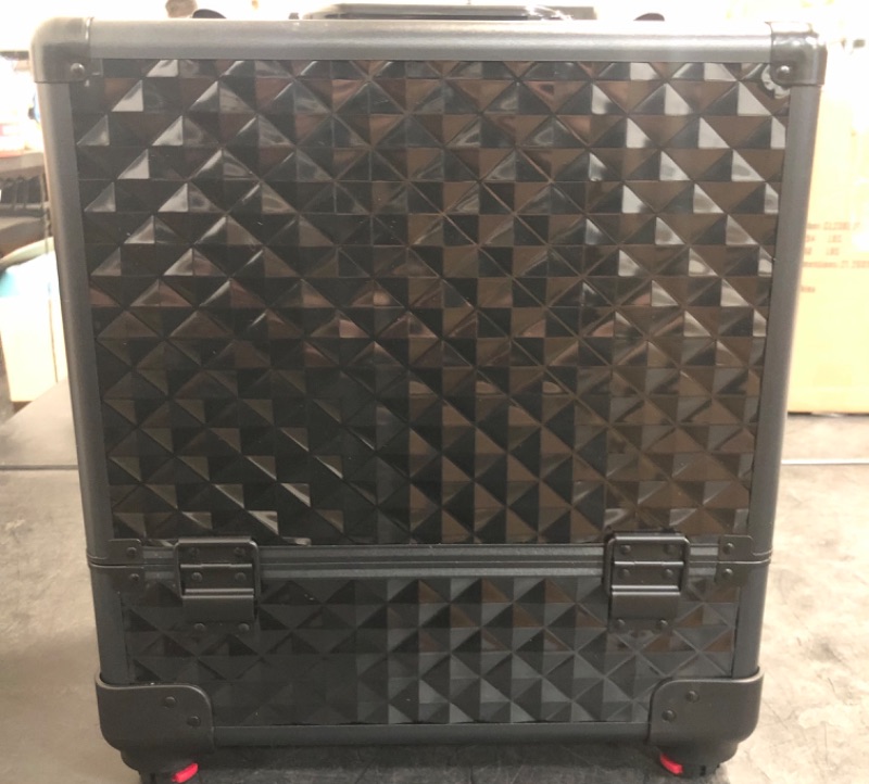 Photo 1 of  Rolling Makeup Case Aluminum Make Up Case, Rolling Cosmetic Organizer with 4 Rolling Wheels Cosmetic Case Pilot Case Beauty Case Travel Trolley Hairdressing Case Cosmetic Trolley