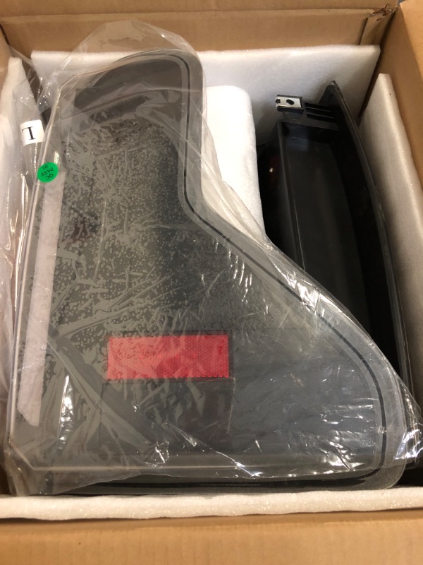 Photo 1 of LED Tail Lights Assembly Compatible with Toyota Tundra 2007 2008 2009 2010 2011 2012 2013 Rear Taillight, Black Housing Clear Lens, 2Pcs