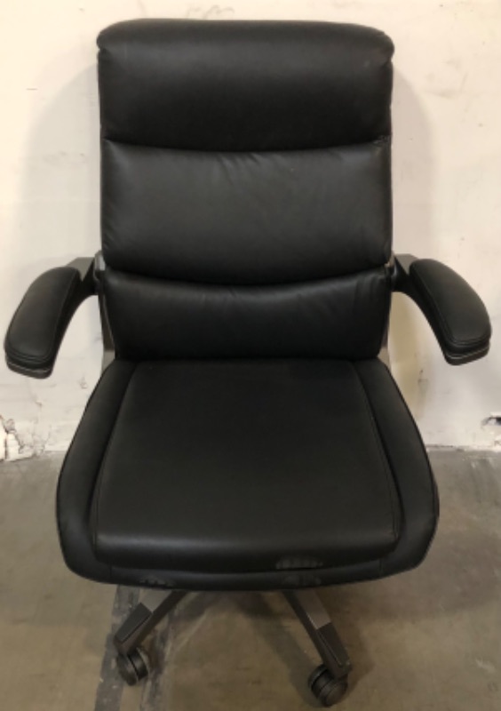 Photo 1 of La-Z-Boy Office Chair with Adjusting Hand Rest 