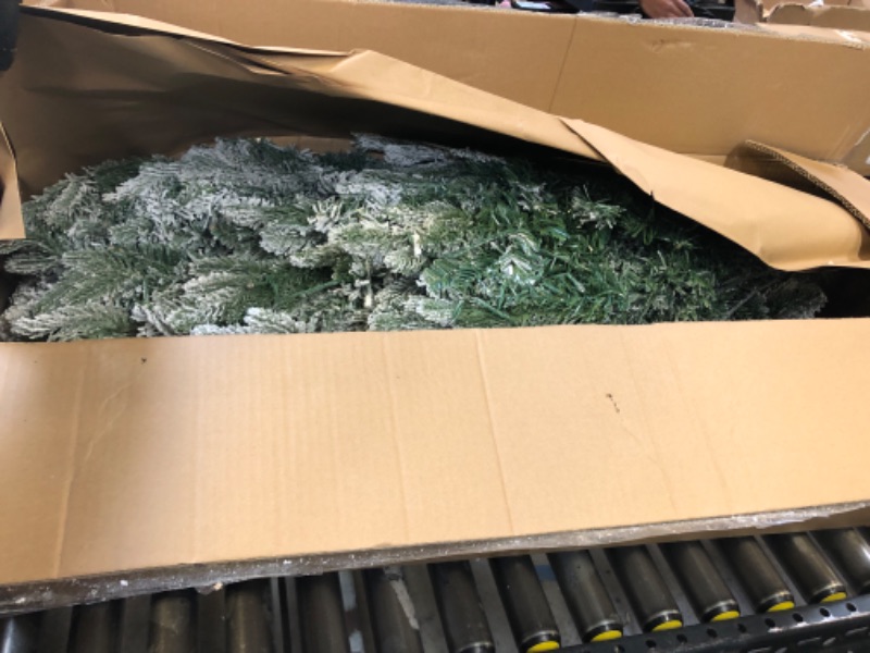 Photo 1 of YITAHOME 6 FT Pre-Lit Snow Flocked Christmas Tree, Artificial Hinged Canaan Fir Christmas Tree with 1225 PE & PVC Mixed Branch Tips, 260 Color-Changeable Lights for Home Office Holiday Decor