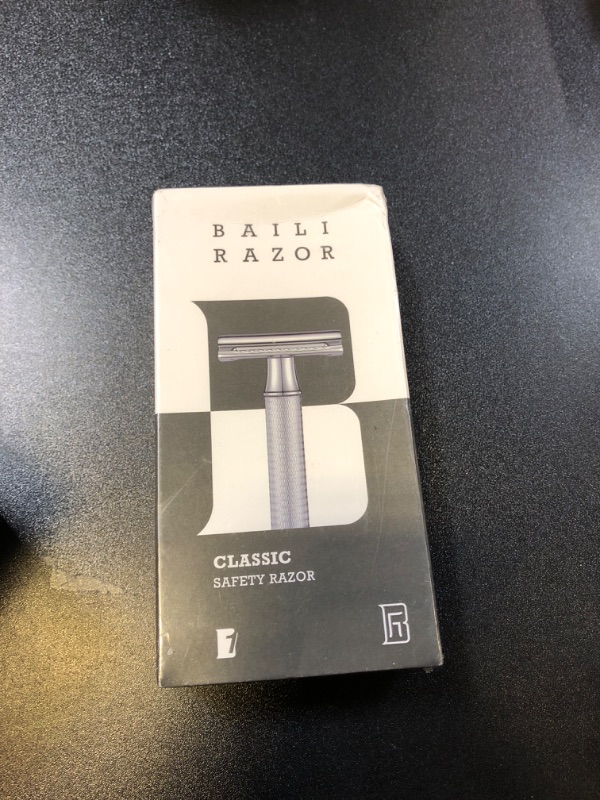 Photo 1 of BAILI Stainless Steel Safety Razor Double Edge Wet Shaving Shaver for Men Women Barber with 5 Swedish Platinum Blades, BRB1