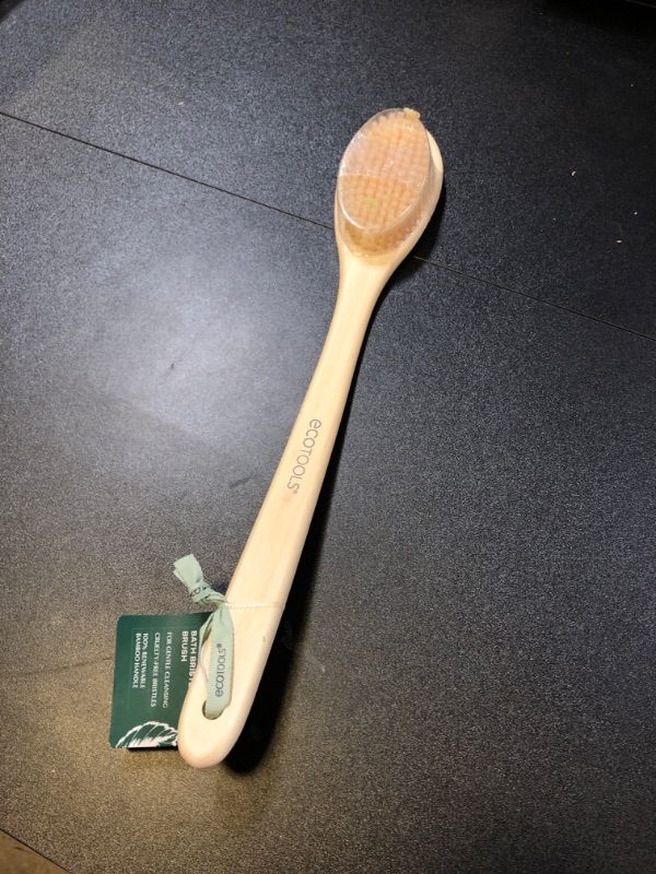 Photo 2 of Ecotools Bath Brush, Bristle