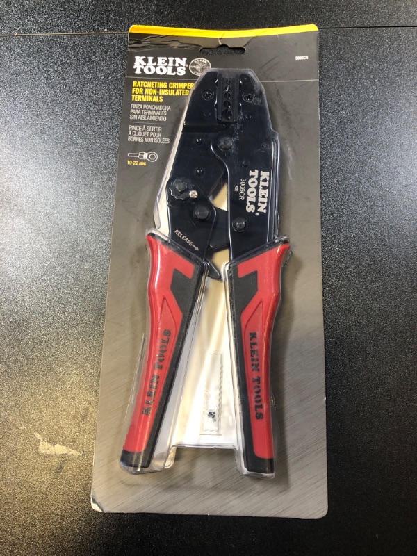 Photo 2 of Klein Tools 3006CR Crimping Tool for Non-Insulated Terminals, Ratcheting Crimper, 10 to 22 AWG Stranded Copper Wire, Full-Cycle, 5-Cavity