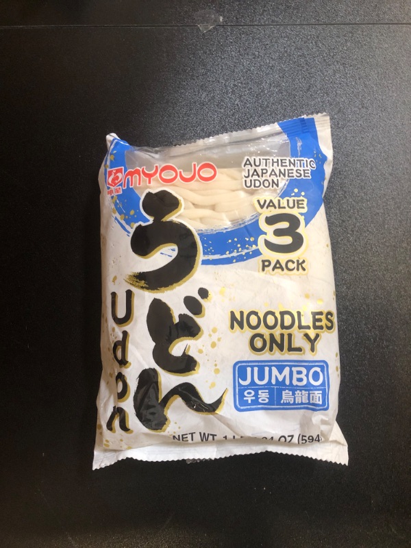 Photo 2 of Myojo Jumbo Udon Noodles, No Soup, 20.94 oz 1.31 Pound (Pack of 1)