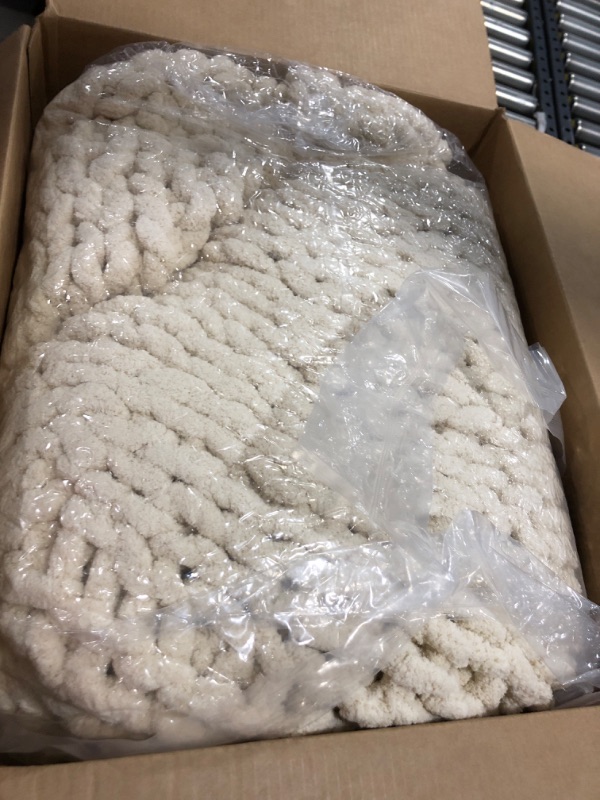 Photo 2 of Bigacogo Chunky Knit Blanket Throw 80"x90" for Queen King Bed, 100% Hand Knitted Chenille Throw Blanket, Soft Giant Thick Cable Knit Blanket, Large Rope Knot Crochet Throw Blankets (Beige)