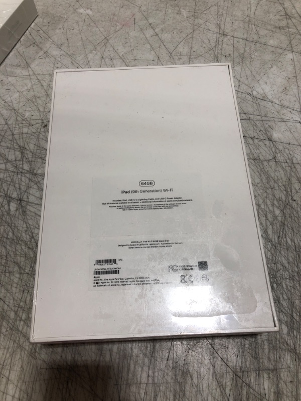 Photo 2 of Apple  - 10.2-Inch iPad (9th Generation) with Wi-Fi - 64GB - Space Gray