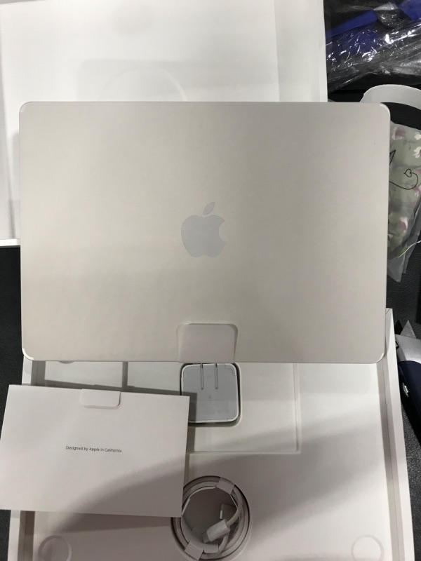 Photo 5 of Apple 2024 MacBook Air 13-inch Laptop with M3 chip: Built for Apple Intelligence, 13.6-inch Liquid Retina Display, 16GB Unified Memory, 512GB SSD Storage, Backlit Keyboard, Touch ID; Starlight 