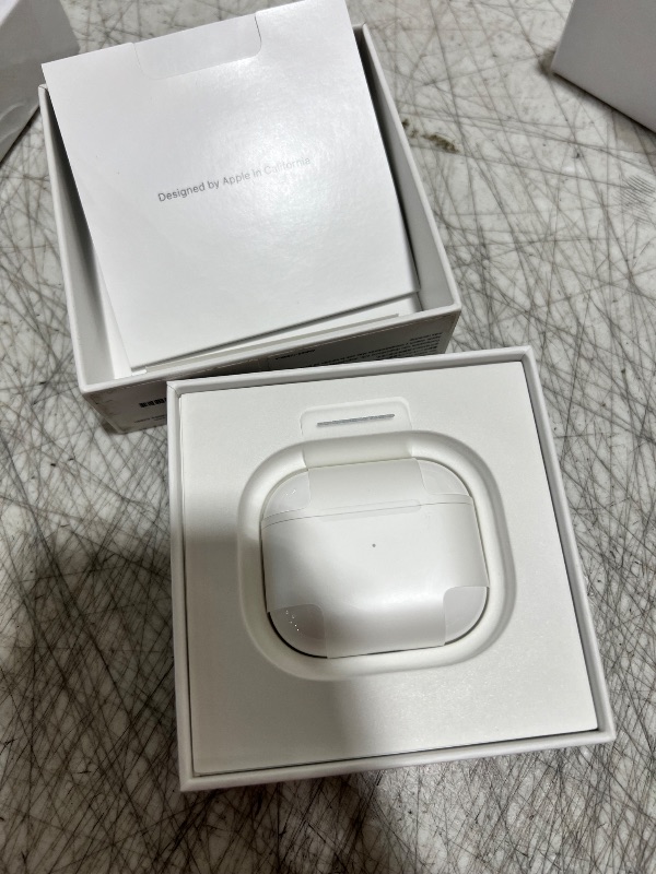 Photo 2 of AirPods (3rd Generation) with Lightning Charging Case
