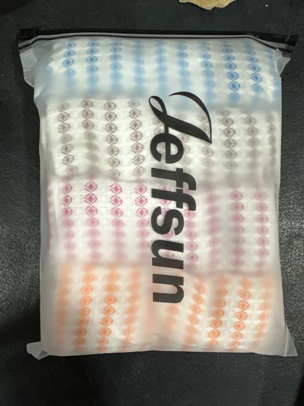 Photo 1 of 8 Pack Stain-Resistant Makeup Washcloths