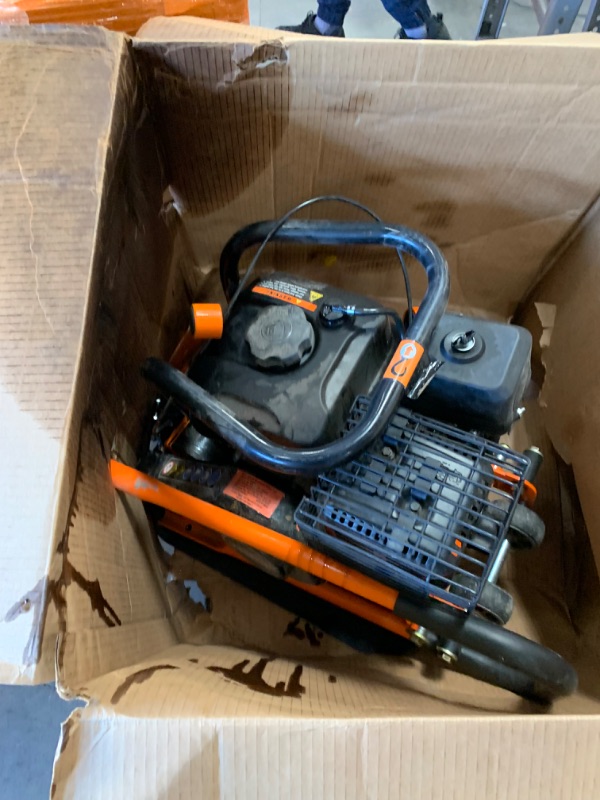 Photo 5 of ***PARTS ONLY***VEVOR Plate Compactor,2.8HP 78.5cc Gas Engine, 5600VPM Force Vibratory Compaction Tamper,1920LBS Compactor with 18.7 x 11.8 in Plate for Walkways,Patios,Asphalts,Paver Landscaping,EPA Compliant
