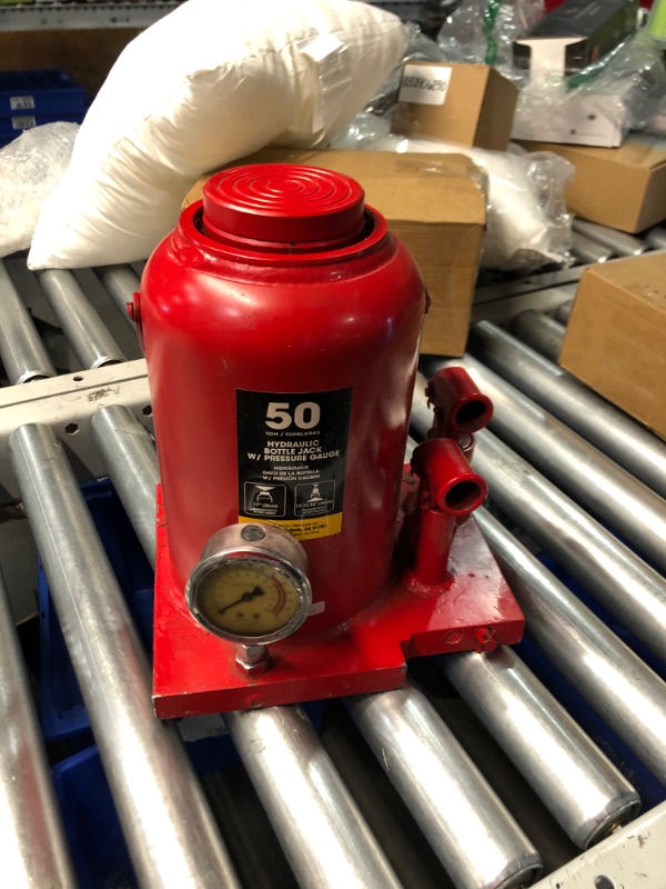 Photo 2 of ***NO PACKAGING - MISSING PARTS - HEAVILY USED - SEE COMMENTS***
BIG RED 50 Ton (100,000 LBs) Torin Heavy Duty Professional Double Piston Car Bottle Jack with Gauge for Construction Stabilization, Red, ATH950001BR