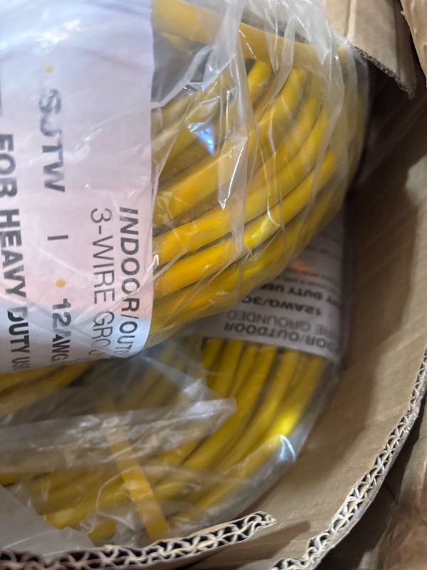 Photo 3 of ***SEE NOTES*** 200ft Power Outdoor Extension Cord & Indoor - Waterproof Electric Drop Cord Cable - 3 Prong SJTW, 12 Gauge, 8 AMP, 125 Volts, 1000 Watts, 12/3 by LifeSupplyUSA - Yellow (5 Pack)